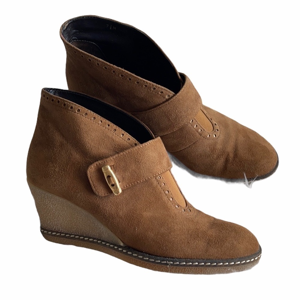 AMALFI BY RANGONI WOMEN’S ANKLE BOOTIES ,Brown,Suede,Size 7.5